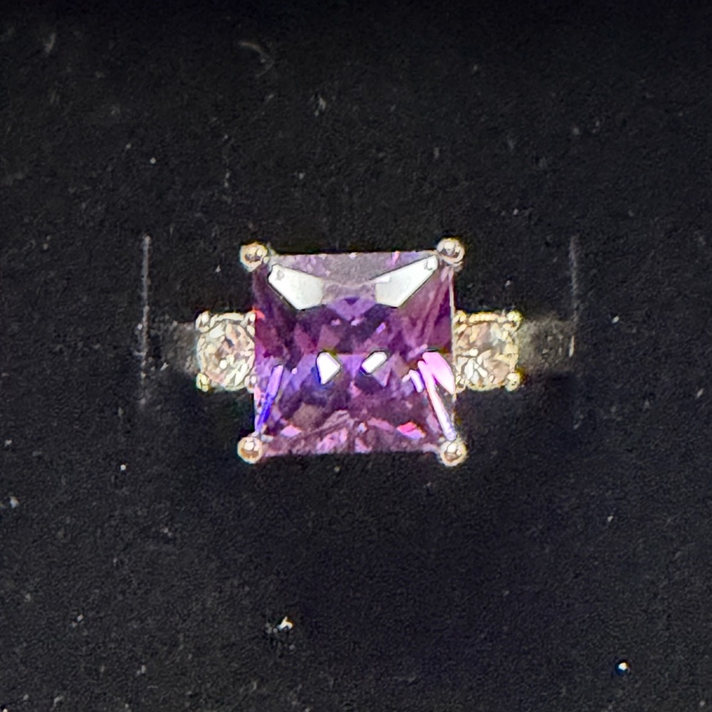 Elegant Purple Gemstone Ring